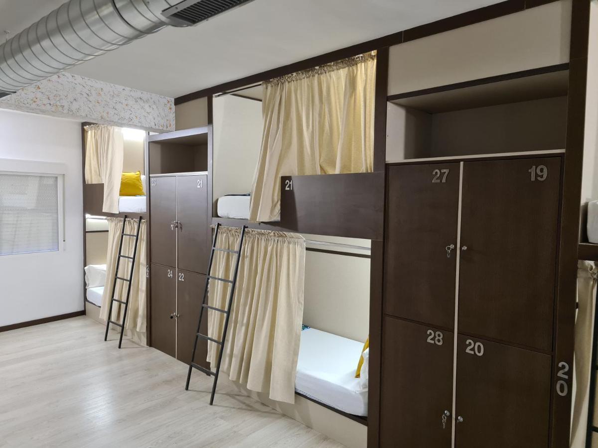 Hostel M-A Rooms Mate 마드리드 외부 사진