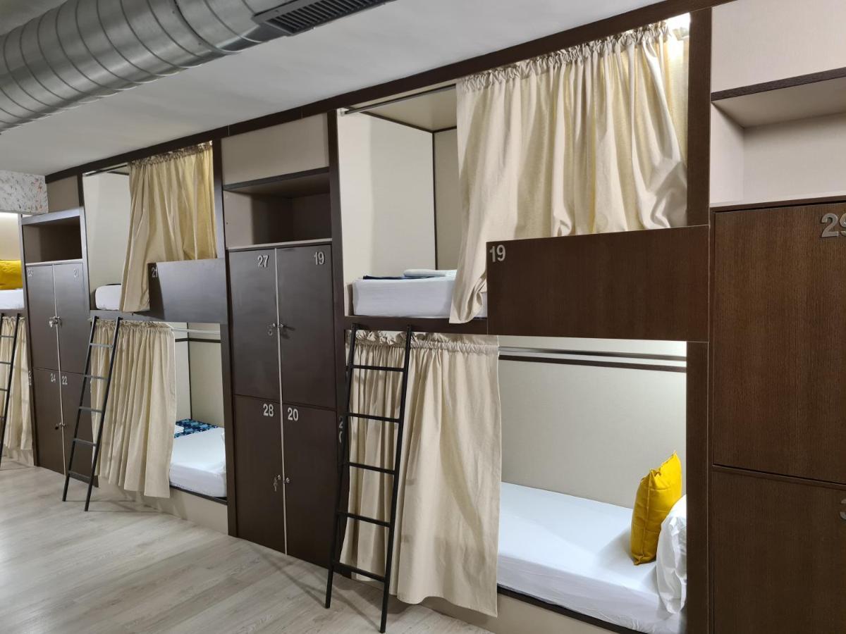 Hostel M-A Rooms Mate 마드리드 외부 사진