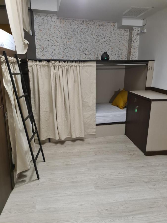 Hostel M-A Rooms Mate 마드리드 외부 사진